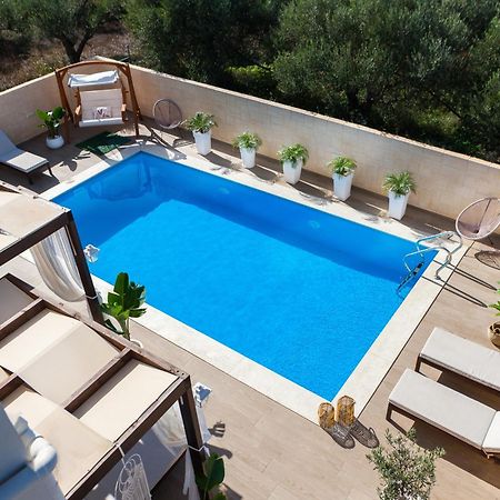 Villa Elisabeth View Gerani  Exteriér fotografie